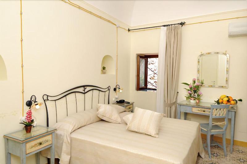 Locanda Degli Dei ปรายาโน ภายนอก รูปภาพ