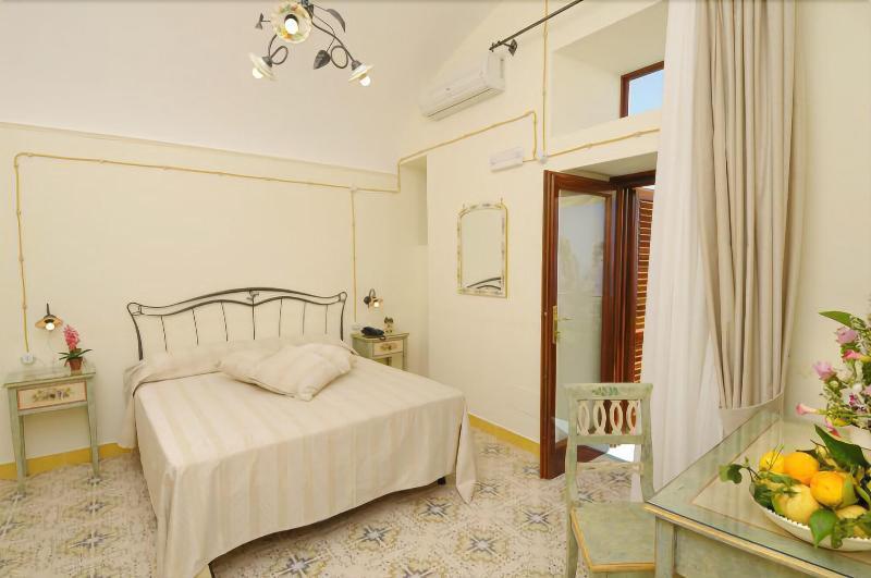 Locanda Degli Dei ปรายาโน ภายนอก รูปภาพ